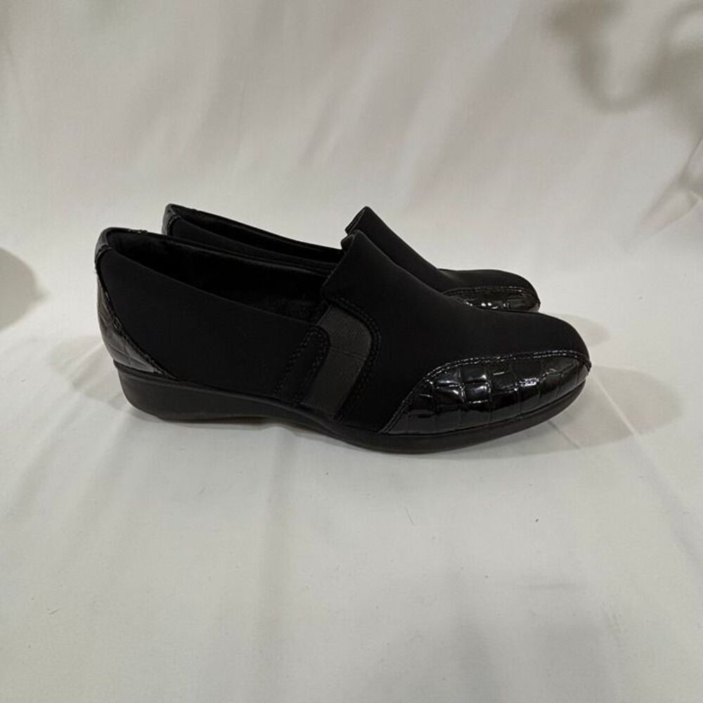 Clarks Women's Black Comfort Slip-On Shoes – Size 9.5M